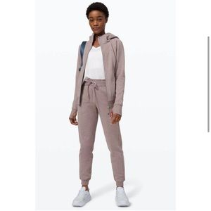 *NWT❗️Lululemon Heathered Violet Verbena Scuba Joggers